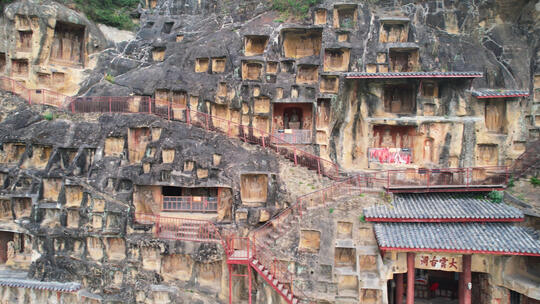 航拍四川广元千佛崖景区石窟佛像