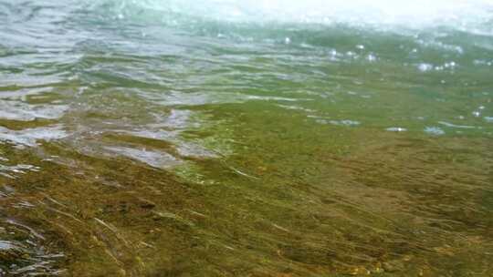 河边流水河流河水小溪山泉泉水流体液体水流