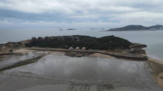 航拍海上岛屿自然风景