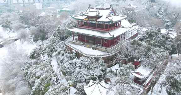 武汉晴川阁公园雪景风光