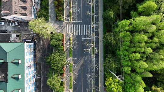 上海疫情城市路面空荡