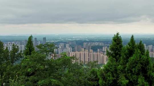 高清实拍从山下俯瞰城市