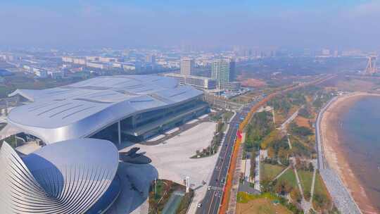 航拍烟台黄渤海新区八角湾国际会展中心