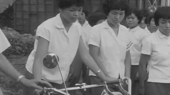 30-50年代 女拖拉机手