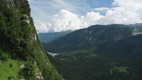 悬崖，湖，山脉，丘陵