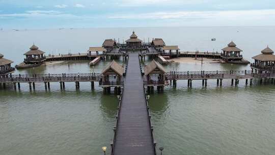 文昌逸隆湾高隆湾海上图书馆栈桥