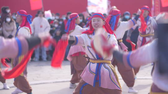 山东济南新年春节传统非遗秧歌唯美慢镜头