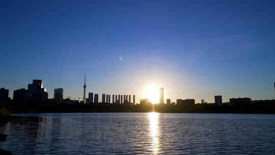 4K浏阳河畔长沙城区日转夜延时