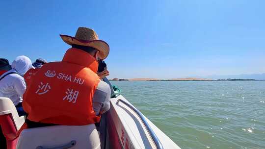 宁夏石嘴山沙湖旅游景区快艇湿地旅游