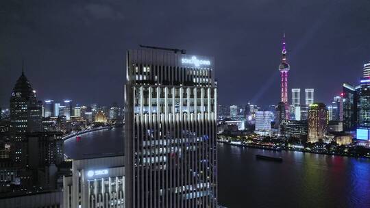 上海黄浦江景与陆家嘴金融区建筑风光夜景