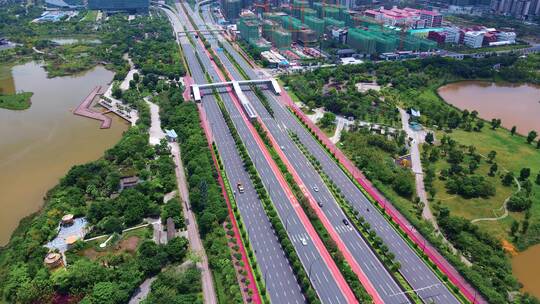 航拍广西南宁玉洞大道宽敞的公路