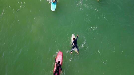 三亚后海冲浪航拍视频素材模板下载