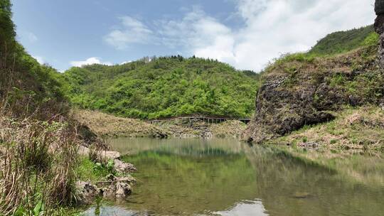 湖南龙山县八仙天池石林