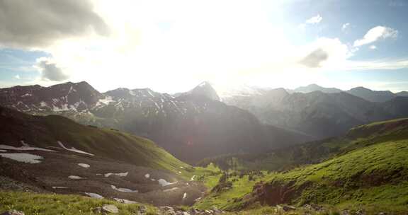 山脉，山峰，荒野，云彩