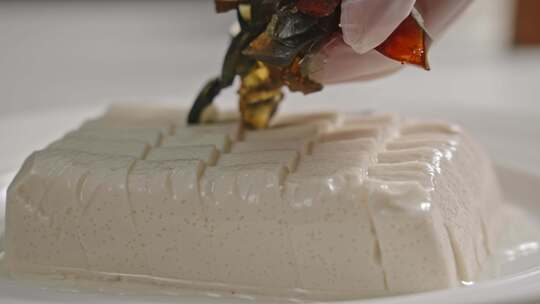 皮蛋豆腐美食制作过程视频素材模板下载