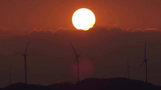 日落大太阳夕阳风车云层光影变化延时