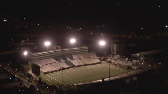 夜晚足球场高空景象视频素材模板下载