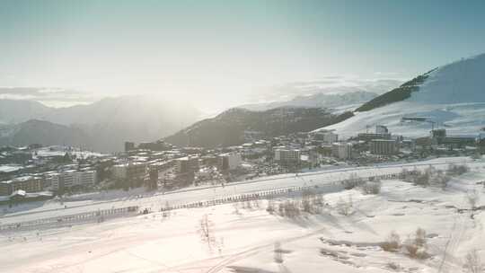 酒店和阿尔卑斯山滑雪场在阿尔卑斯山度假酒