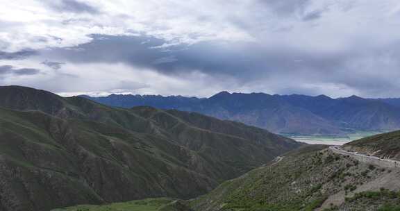 羊湖盘山公路