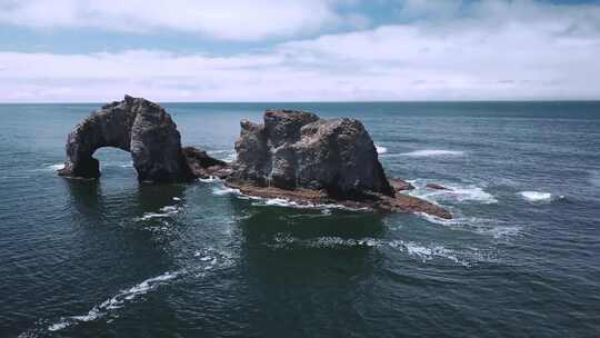 海浪 浪花 海浪拍打礁石