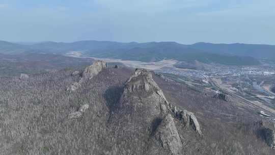 立夏时节的大兴安岭自然风光喇嘛山