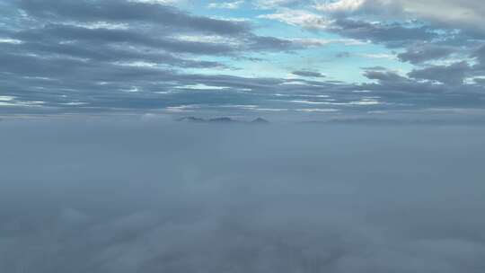 温州世贸中心大厦平流雾航拍