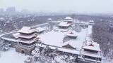 辽宁沈阳北陵公园清昭陵大雪中古建筑航拍高清在线视频素材下载