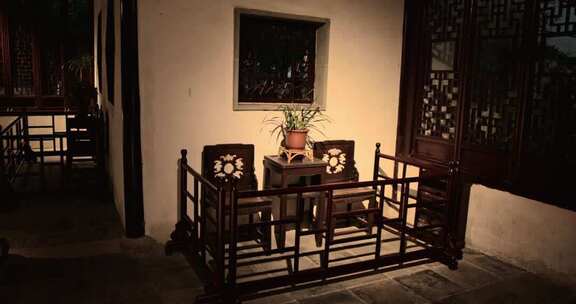 中式古建筑夜间门窗室内设计