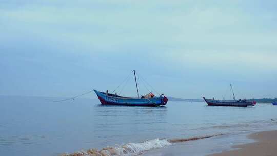 海滩船只沙滩贝壳