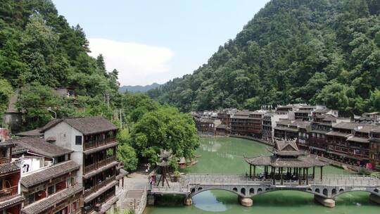 航拍湖南湘西凤凰古城著名旅游景点