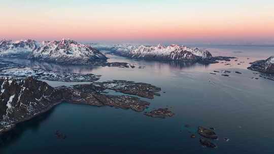 4K航拍挪威斯沃尔韦尔清晨自然美景