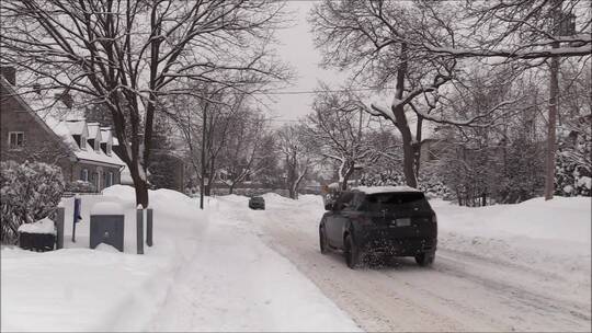 被积雪覆盖的道路视频素材模板下载