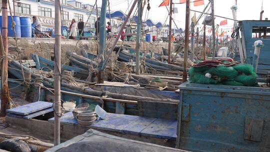 青岛崂山海边小渔船4k素材
