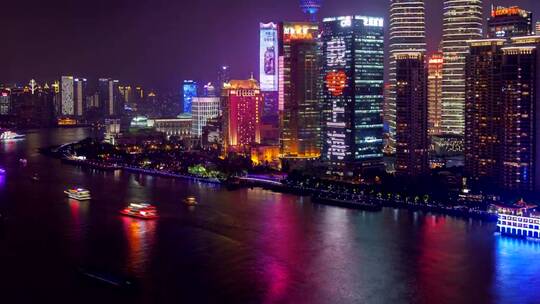 夜色中的上海江城摩天大楼