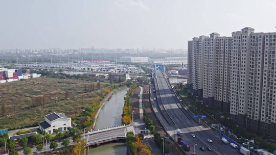 航拍上海自贸区东靖路桥