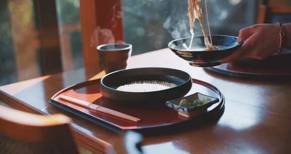 盘子，荞麦面，面条，浇注