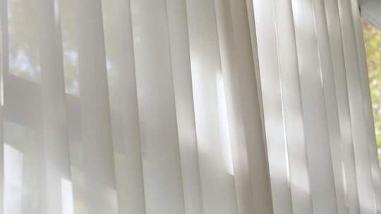 唯美清新窗帘飘动房间光影