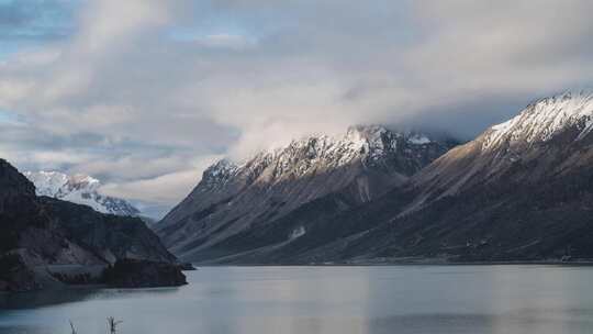 河流湖泊雪山延时摄影