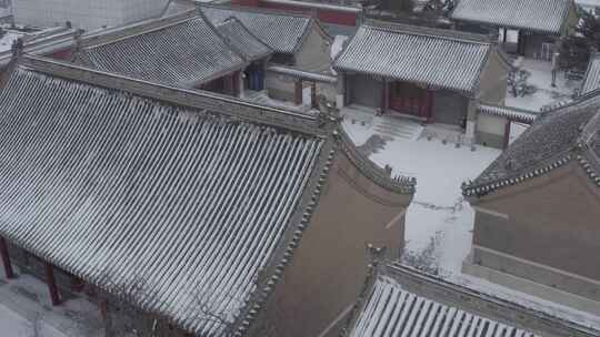 航拍雪景中的内蒙古呼和浩特和硕恪靖公主府