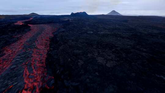 火山喷发岩浆涌动爆发实拍FPV无人机航拍视频素材模板下载