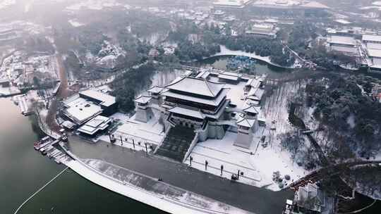 西安大唐芙蓉园雪景视频素材模板下载