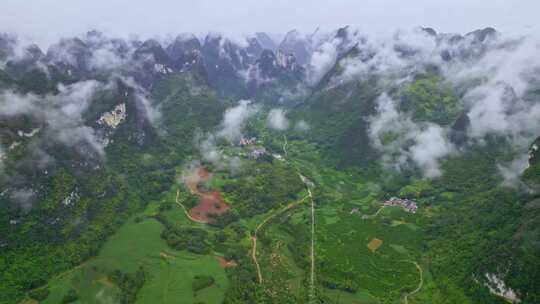 航拍雨后群山云雾缭绕山峦叠嶂山脉山川