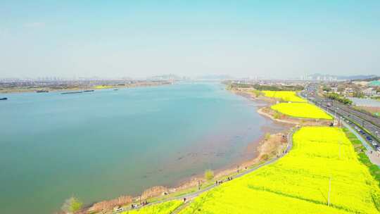 杭州富阳富春江江畔春天公路风景航拍