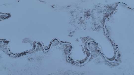 航拍内蒙古冬季雪原特泥河