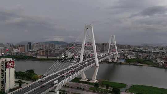 广东揭阳市榕城区揭阳大桥 下雨打雷雷暴