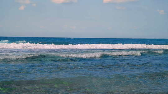 波涛汹涌的海浪特写