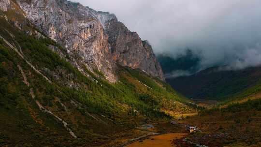 川西石头山