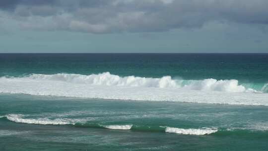 大海海浪