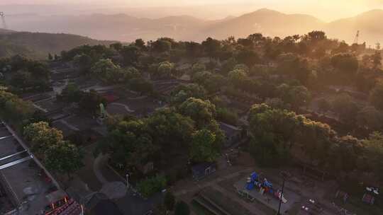 河南陕州三门峡地坑院