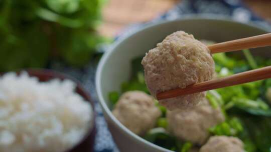 中华美食猪肉青菜丸子